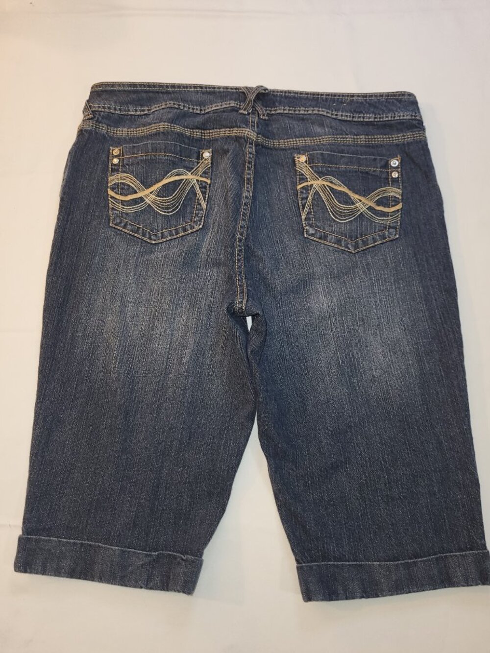 Urban Star Denim Jean Shorts Women’s Size 14 Blue Wash Stretch Casual Summer - Picture 6 of 7
